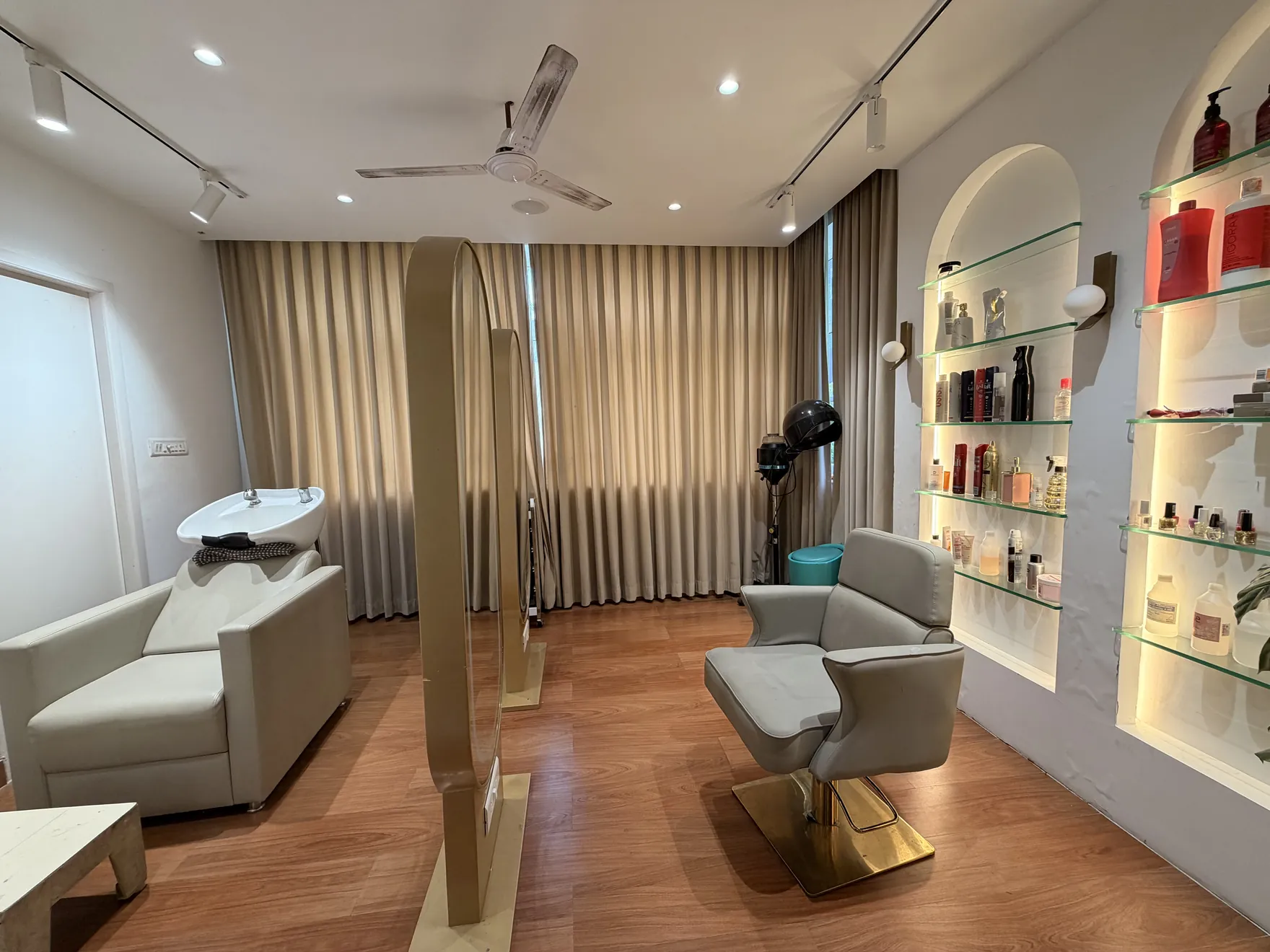 Hair Spa Suite